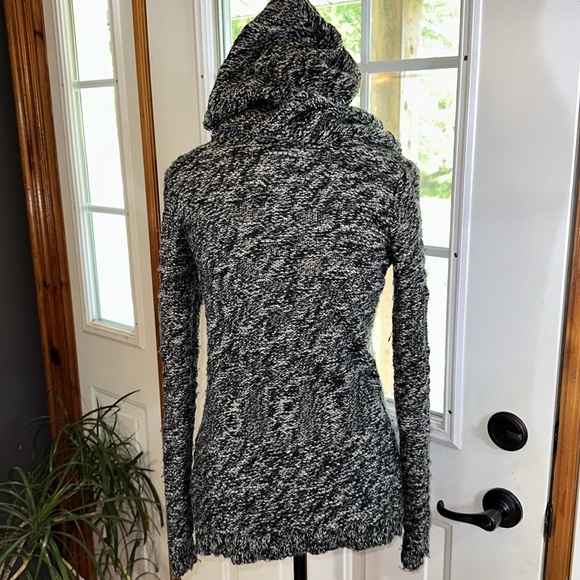 Element Knitted Cardigan Hoodie - Picture 2 of 6